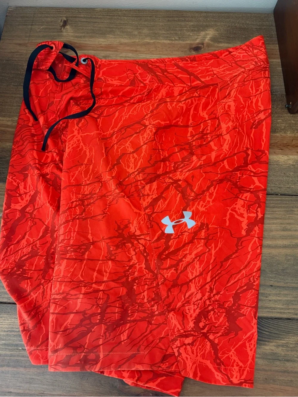 Mens Under Armour Orange Swim/Board Shorts, Mens UA Swim Trunks Size 32